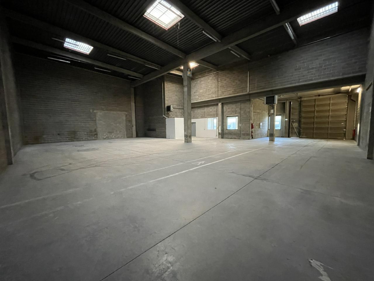 Local d'activité Saint-Quentin-Fallavier 3910m² Vente local d'activité Saint-Quentin-Fallavier Isère OVACT2311149 12